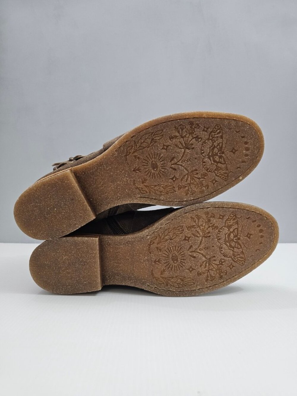 Born Moraga Moto Ankle Boot Size 9.5 Taupe Brown Distressed Suede Western Buckle - Picture 13 of 15